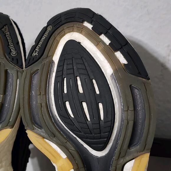 Adidas Ultraboost 21 Women's Athletic Running Shoes Sneakers Size 7 Black - Picture 7 of 9